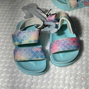 Sandals - Mermaid Buckle Little Girls metallic sandals with Velcro